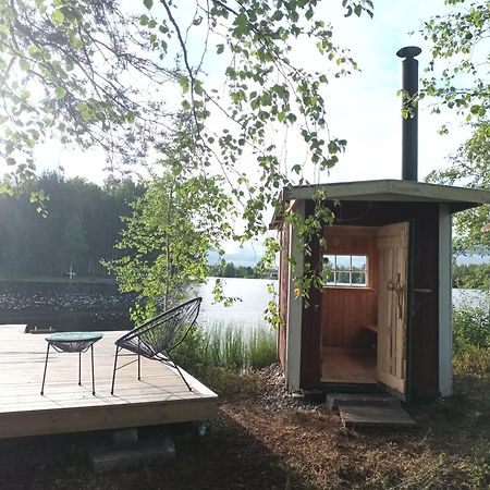 Charmig Gard Med Bastu, Strandtomt Och Utedusch I Naturskoent Omrade Sveg Exterior photo