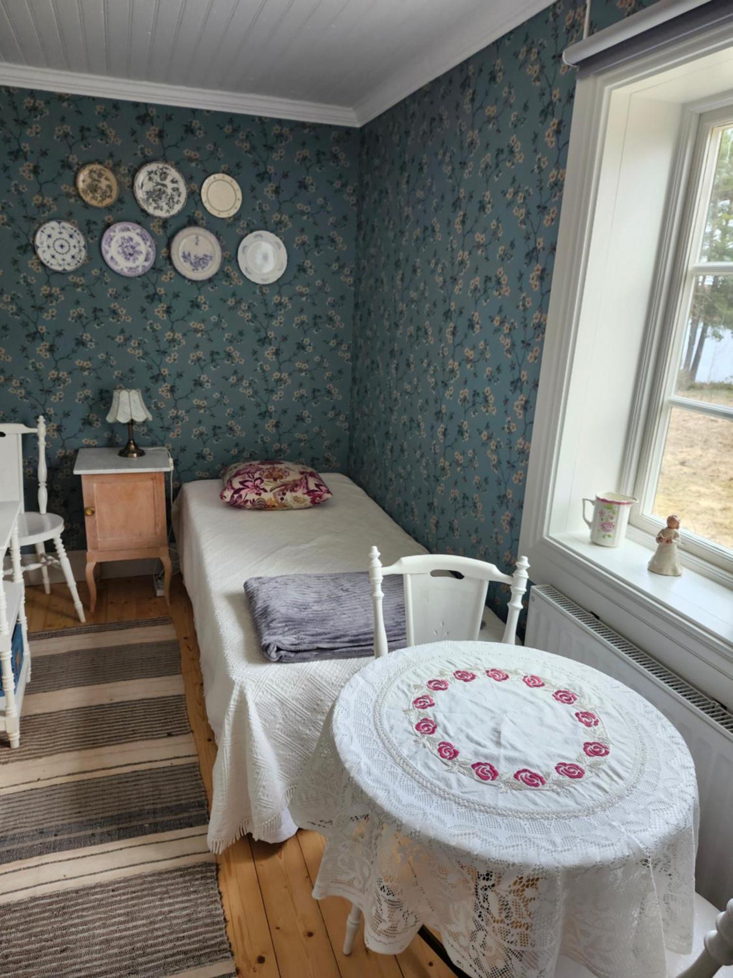 Charmig Gard Med Bastu, Strandtomt Och Utedusch I Naturskoent Omrade Sveg Exterior photo
